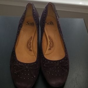 Purple suede pumps Sofft